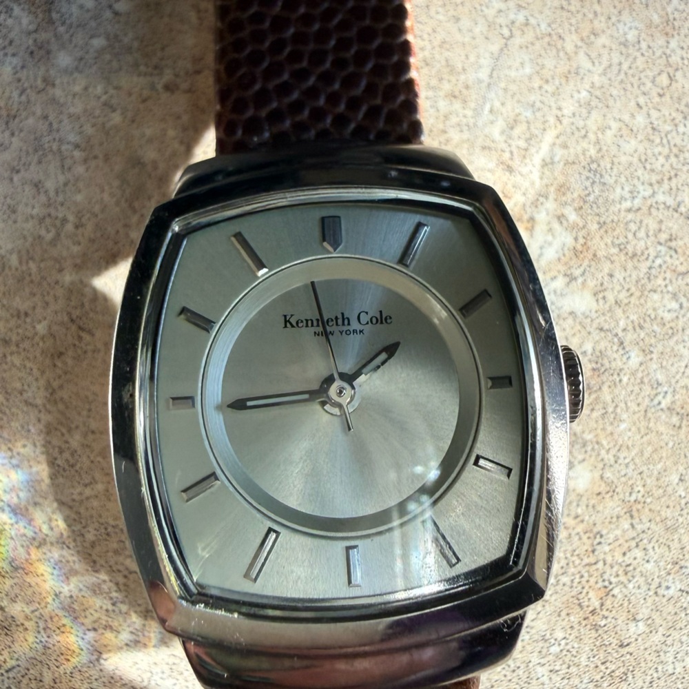 Kenneth Cole Women’s Silver Dial Watch w Leather Bands (6 ea)